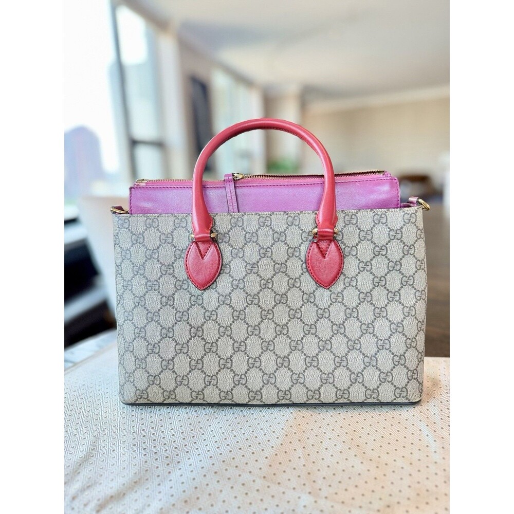 Authentic Gucci GG Supreme Tote Multicolor Pink Leather Top Handle Crossbody
